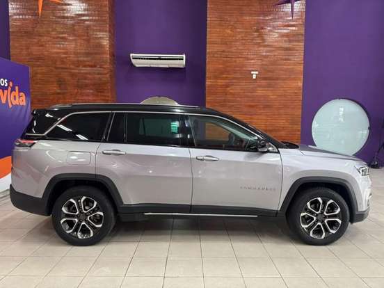 JEEP-COMMANDER-2025