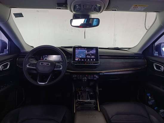 JEEP-COMMANDER-2021