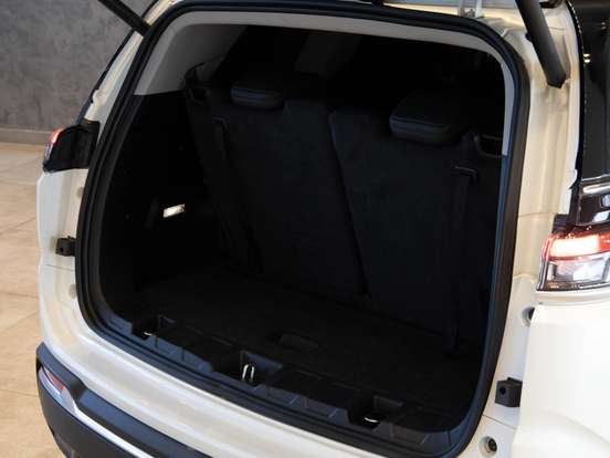 JEEP-COMMANDER-1.3 T270 TURBO FLEX LIMITED AT6 JEEP-COMMANDER-2023