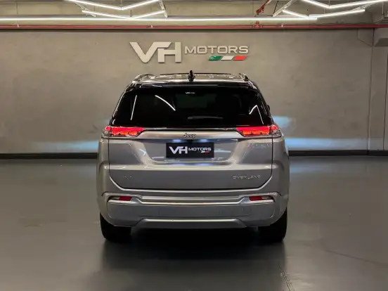JEEP-COMMANDER-2024