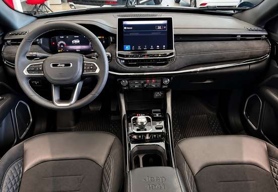 JEEP-COMMANDER-2025