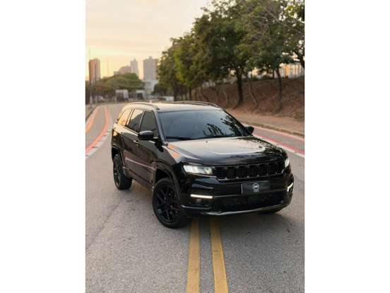 JEEP-COMMANDER-2025