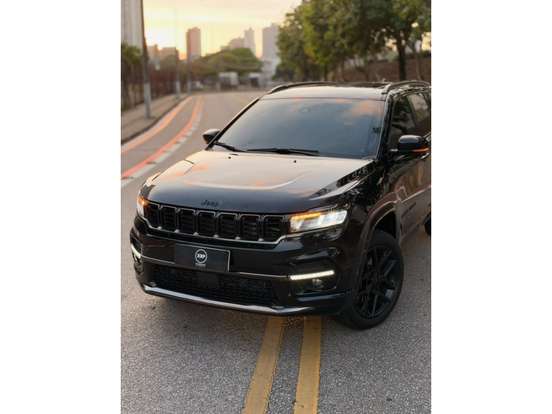 JEEP-COMMANDER-2025