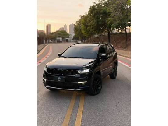 JEEP-COMMANDER-2.0 HURRICANE 4 TURBO GASOLINA BLACKHAWK AT9 JEEP-COMMANDER-2025