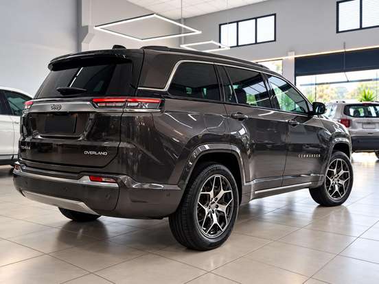 JEEP-COMMANDER-2022