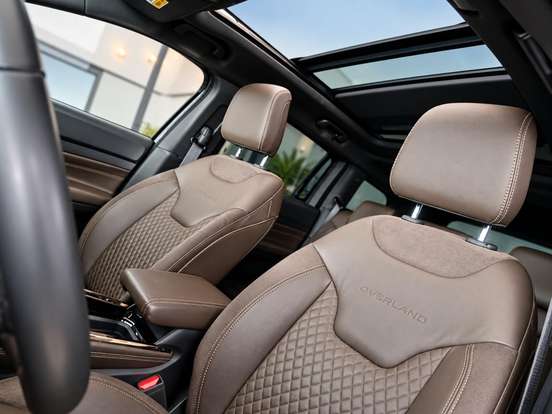 JEEP-COMMANDER-2022