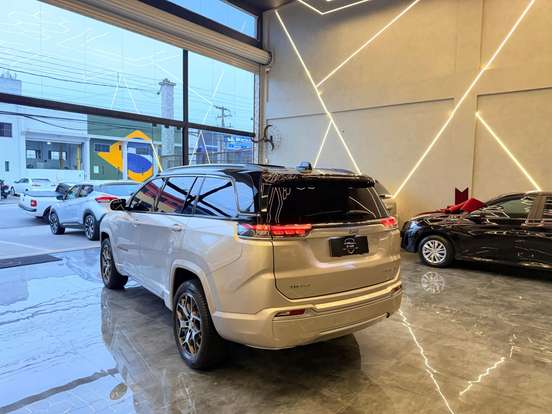 JEEP-COMMANDER-2.0 TD380 TURBO DIESEL OVERLAND AT9 JEEP-COMMANDER-2022