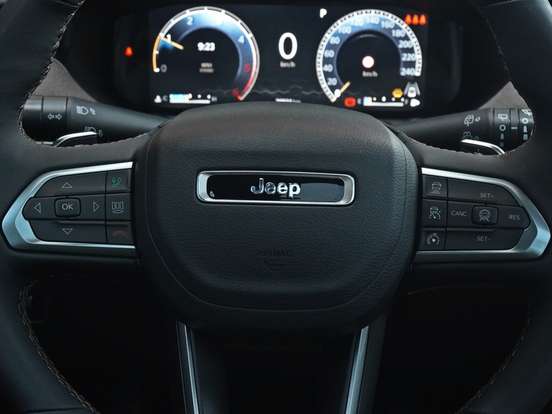 JEEP-COMMANDER-2.0 TD380 TURBO DIESEL OVERLAND AT9 JEEP-COMMANDER-2024
