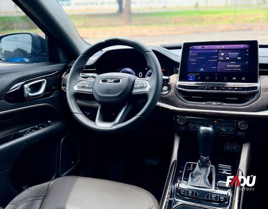 JEEP-COMMANDER-2022