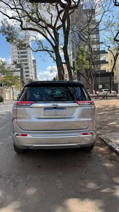 JEEP-COMMANDER-2.2 TURBO DIESEL OVERLAND AT9 JEEP-COMMANDER-2025