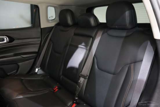 JEEP-COMPASS-2023