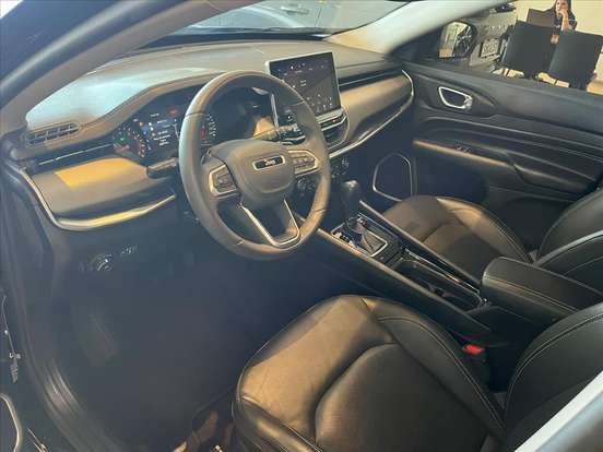 JEEP-COMPASS-2024