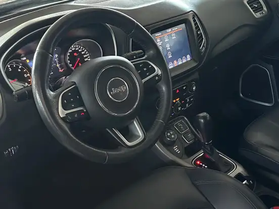 JEEP-COMPASS-2.0 16V DIESEL LONGITUDE 4X4 AUTOMÁTICO JEEP-COMPASS-2019