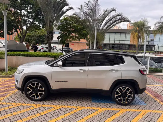 JEEP-COMPASS-2.0 16V FLEX LIMITED AUTOMÁTICO JEEP-COMPASS-2018
