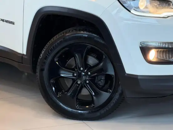 JEEP-COMPASS-2.0 16V FLEX LONGITUDE AUTOMÁTICO JEEP-COMPASS-2017