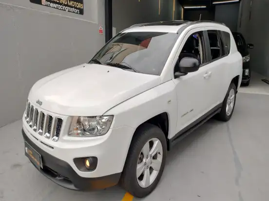 JEEP-COMPASS-2.0 SPORT 4X2 16V GASOLINA 4P AUTOMÁTICO JEEP-COMPASS-2012
