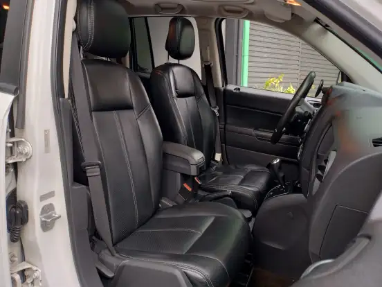 JEEP-COMPASS-2.0 SPORT 4X2 16V GASOLINA 4P AUTOMÁTICO JEEP-COMPASS-2012