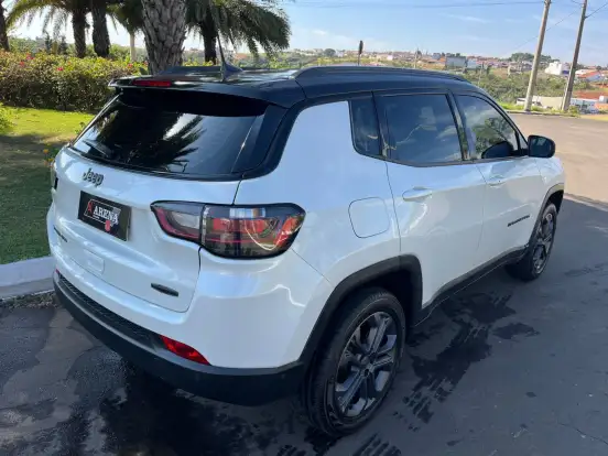 JEEP-COMPASS-2021