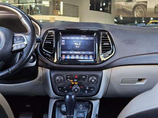 JEEP-COMPASS-2020