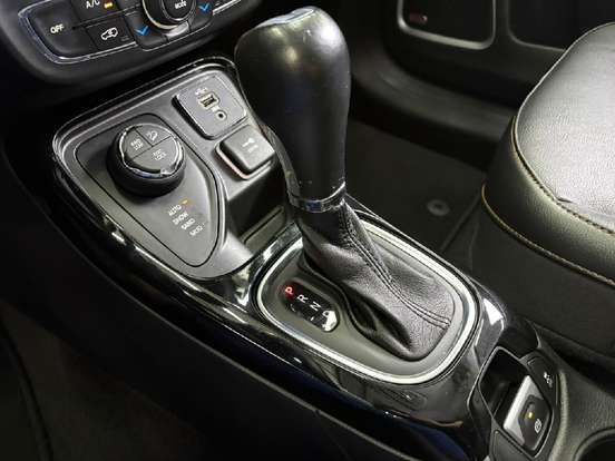 JEEP-COMPASS-2021