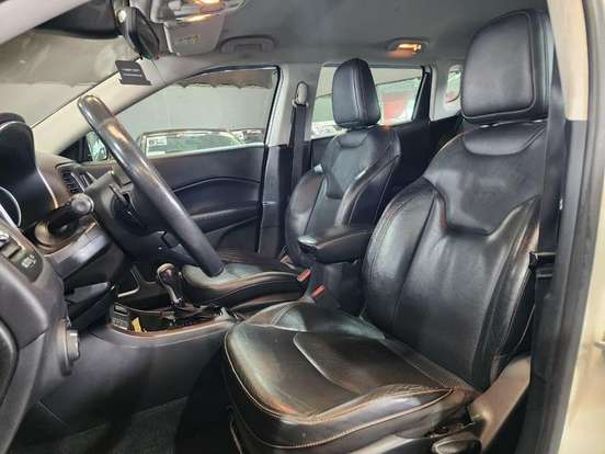 JEEP-COMPASS-2.0 16V FLEX LONGITUDE AUTOMÁTICO JEEP-COMPASS-2017