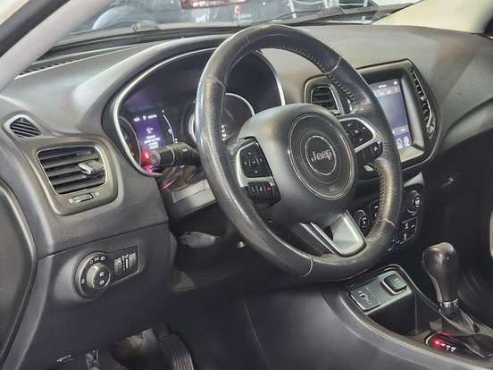 JEEP-COMPASS-2.0 16V FLEX LONGITUDE AUTOMÁTICO JEEP-COMPASS-2017