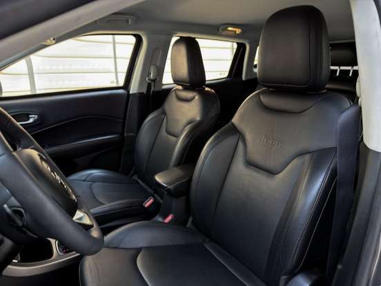 JEEP-COMPASS-2.0 16V FLEX LONGITUDE AUTOMÁTICO JEEP-COMPASS-2018
