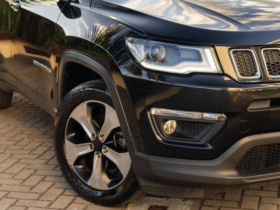 JEEP-COMPASS-2.0 16V FLEX LONGITUDE AUTOMÁTICO JEEP-COMPASS-2018