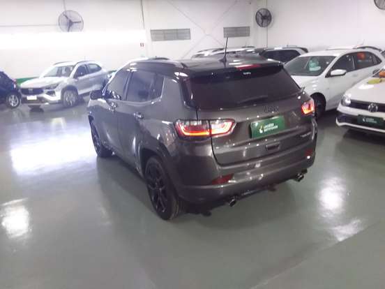 JEEP-COMPASS-2.0 HURRICANE 4 TURBO GASOLINA BLACKHAWK AT9 JEEP-COMPASS-2024