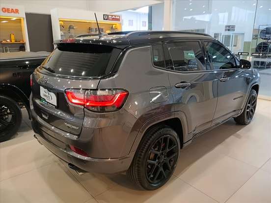 JEEP-COMPASS-2025