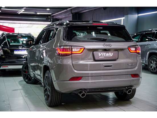 JEEP-COMPASS-2.0 HURRICANE 4 TURBO GASOLINA BLACKHAWK AT9 JEEP-COMPASS-2025