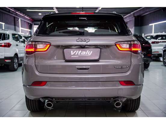 JEEP-COMPASS-2.0 HURRICANE 4 TURBO GASOLINA BLACKHAWK AT9 JEEP-COMPASS-2025