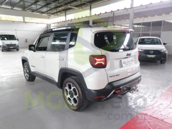 JEEP-RENEGADE-2023