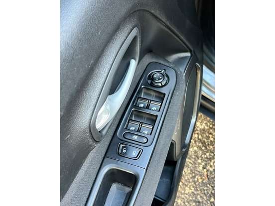JEEP-RENEGADE-2023