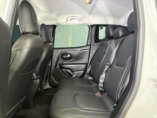 JEEP-RENEGADE-2024
