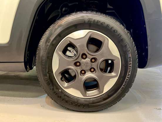 JEEP-RENEGADE-1.8 16V FLEX 4P AUTOMÁTICO JEEP-RENEGADE-2018
