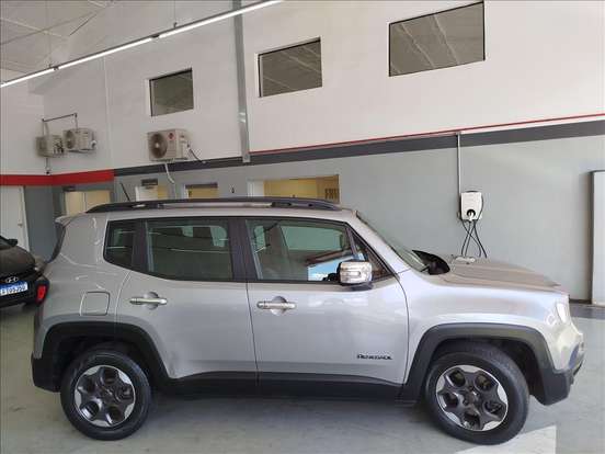 JEEP-RENEGADE-2019