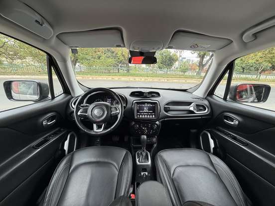 JEEP-RENEGADE-2019