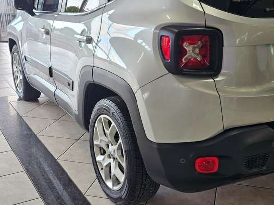 JEEP-RENEGADE-2016