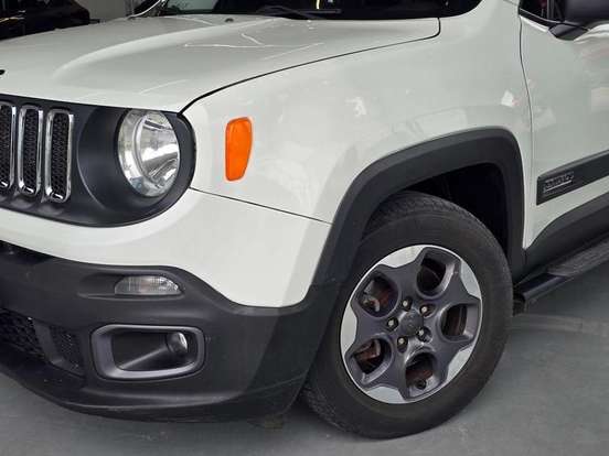 JEEP-RENEGADE-1.8 16V FLEX SPORT 4P AUTOMÁTICO JEEP-RENEGADE-2015