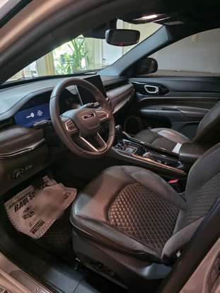 JEEP-COMMANDER-2022