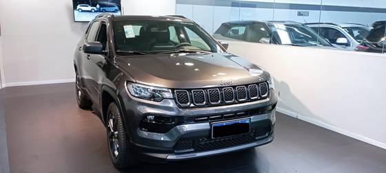 JEEP COMPASS 1.3 T270 TURBO FLEX LONGITUDE AT6
