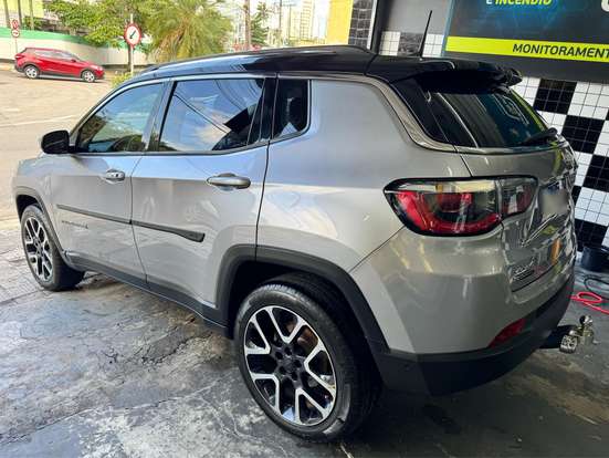 JEEP-COMPASS-2.0 16V DIESEL LIMITED 4X4 AUTOMÁTICO JEEP-COMPASS-2019