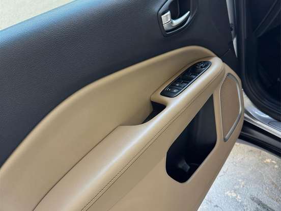 JEEP-COMPASS-2.0 16V DIESEL LIMITED 4X4 AUTOMÁTICO JEEP-COMPASS-2019