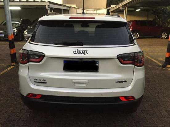 JEEP-COMPASS-2.0 16V DIESEL LONGITUDE 4X4 AUTOMÁTICO JEEP-COMPASS-2016