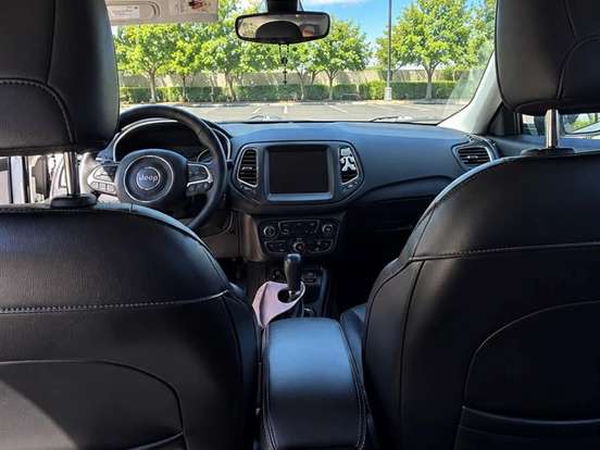 JEEP-COMPASS-2.0 16V FLEX LONGITUDE AUTOMÁTICO JEEP-COMPASS-2020