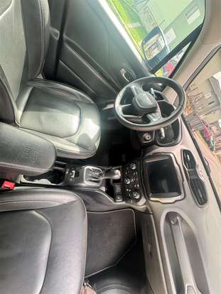 JEEP-RENEGADE-2022