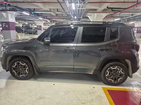 JEEP-RENEGADE-2025