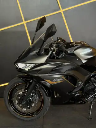 KAWASAKI-NINJA 650 ABS-2023