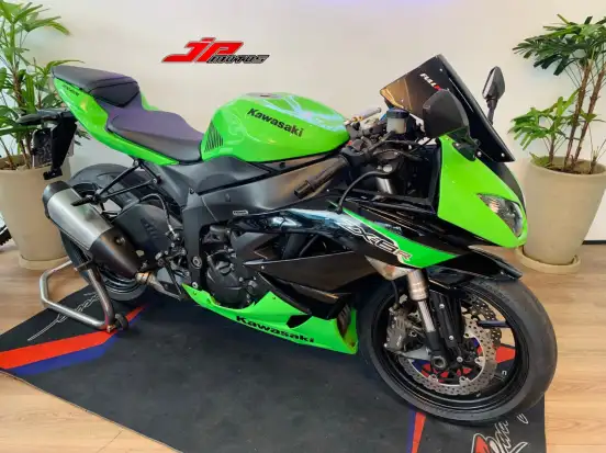 KAWASAKI-NINJA ZX-6R-2009